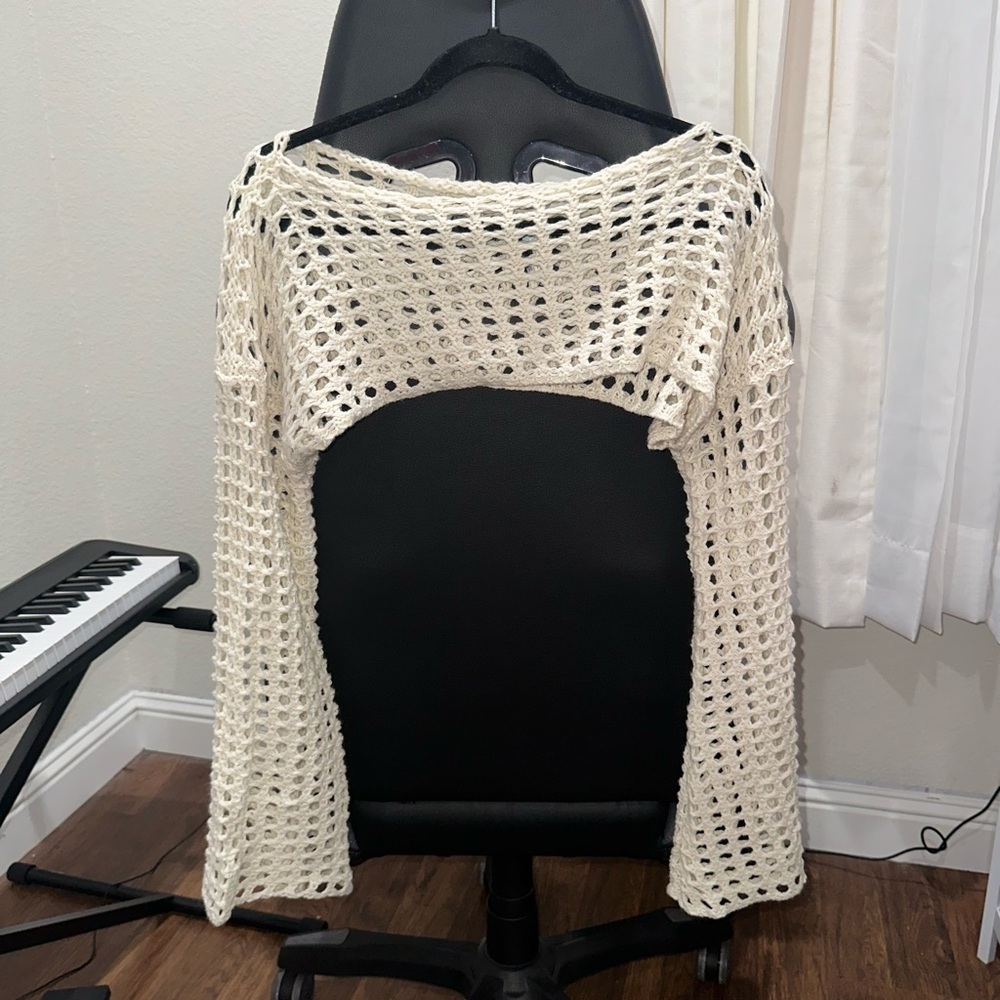 Shrug Shoulder